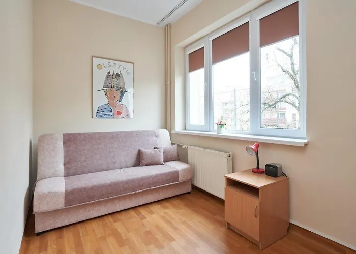 Hostel Szkolne Schronisko Mlodziezowe W Olsztynie Olštýn